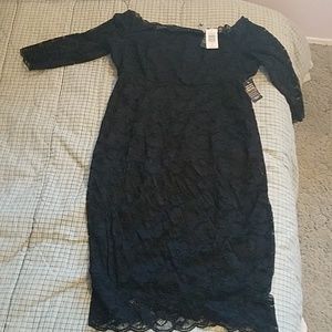 NWT black lace off-the-shoulder body con dress